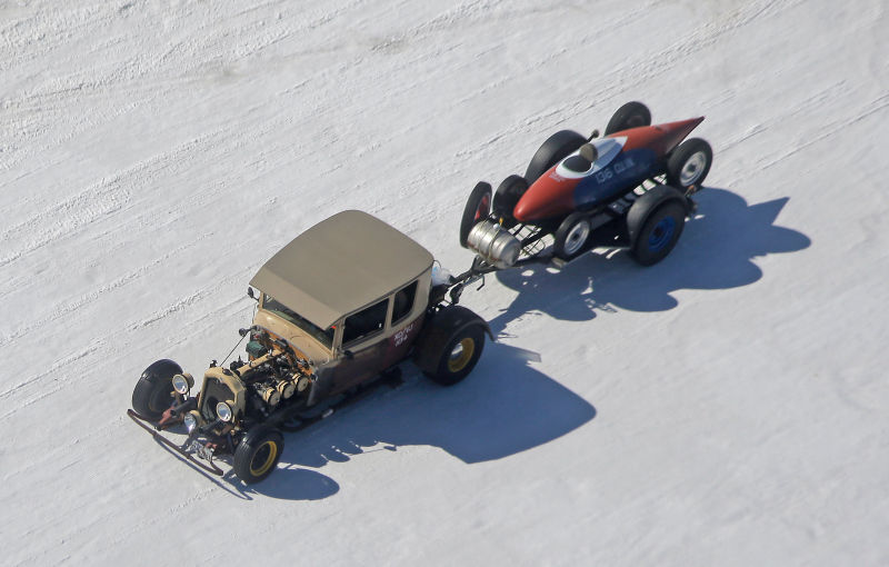 Illustration for article titled Racers Finally Storm The Bonneville Salt Flats Again And It Looks Incredible